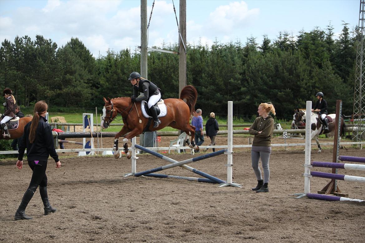 Indrino og jeg i Kongsvad Rideklub Thorsager :) billede 29