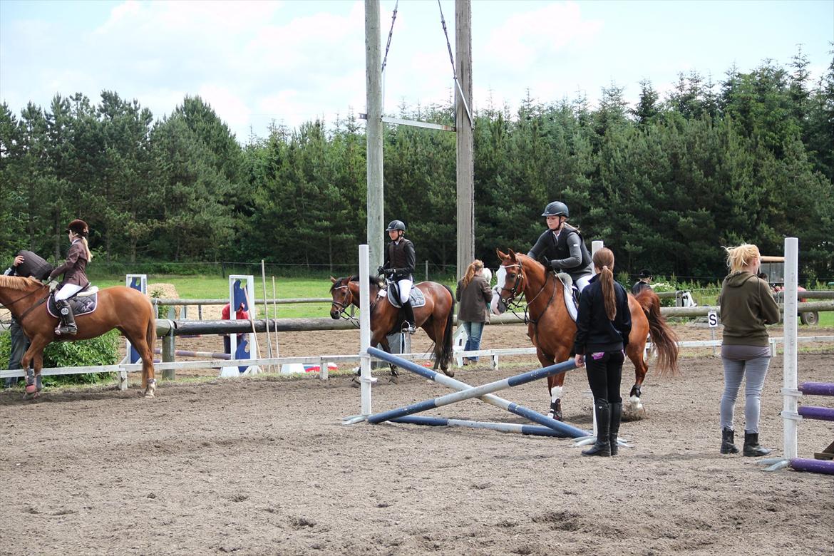 Indrino og jeg i Kongsvad Rideklub Thorsager :) billede 30