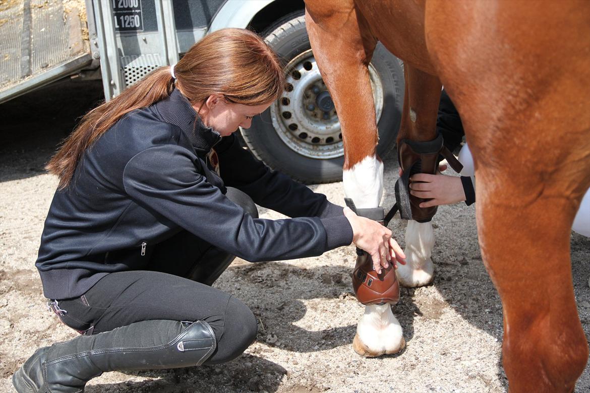 Indrino og jeg i Kongsvad Rideklub Thorsager :) billede 35