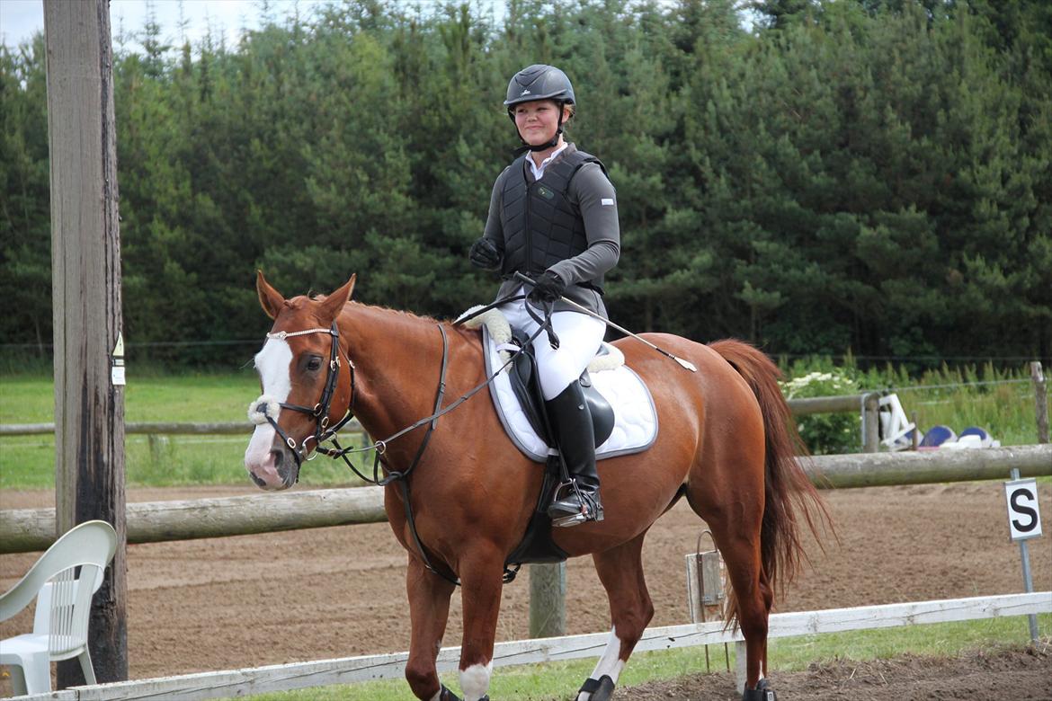 Indrino og jeg i Kongsvad Rideklub Thorsager :) billede 39