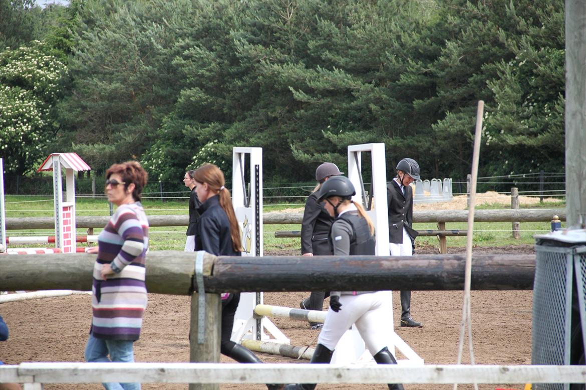 Indrino og jeg i Kongsvad Rideklub Thorsager :) billede 44