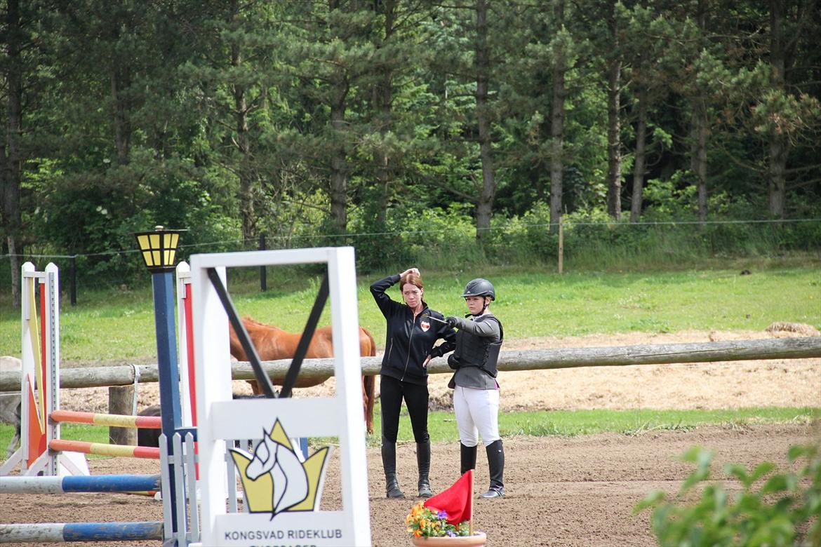 Indrino og jeg i Kongsvad Rideklub Thorsager :) billede 46