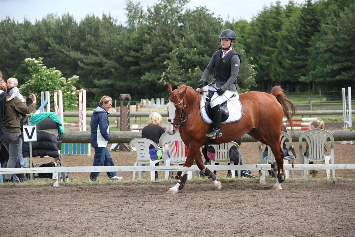 Indrino og jeg i Kongsvad Rideklub Thorsager :) billede 50