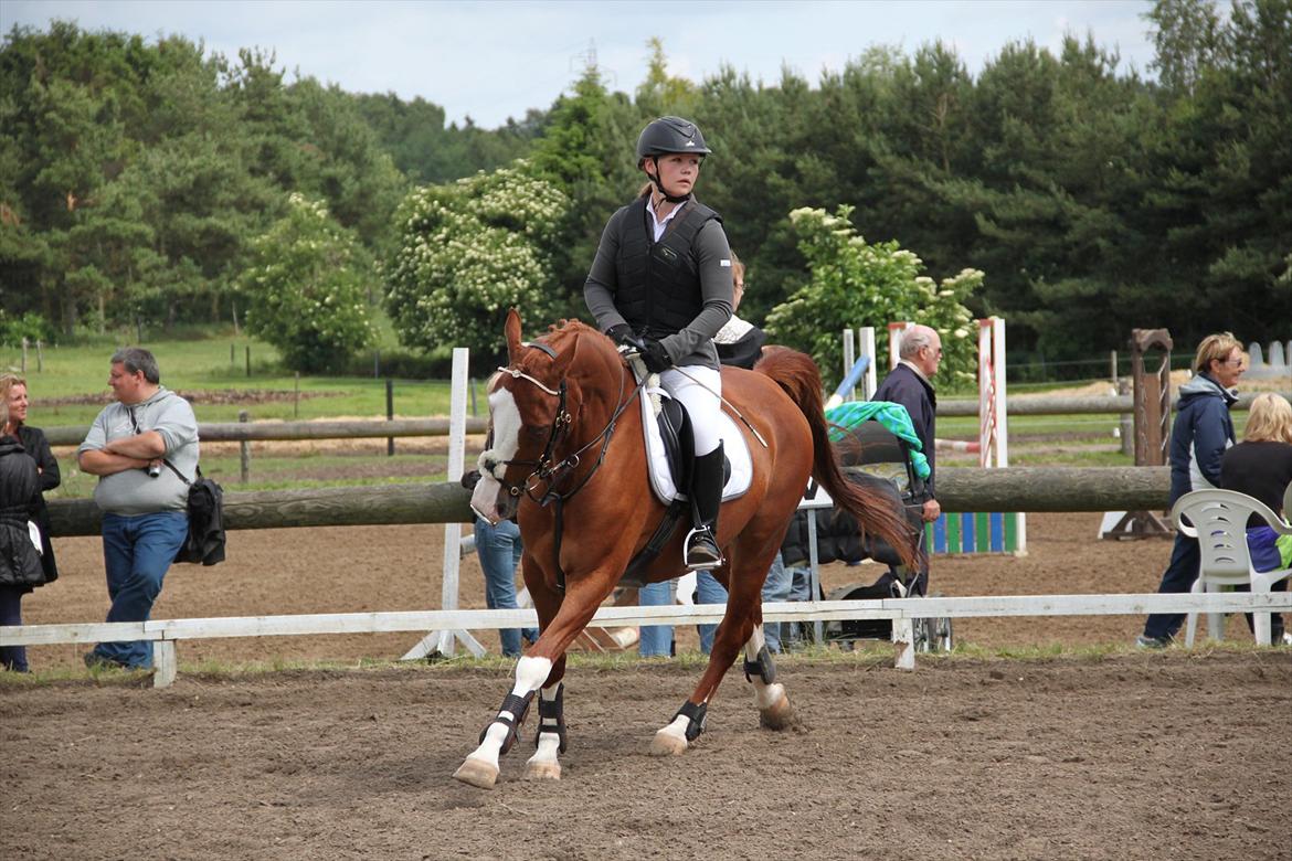 Indrino og jeg i Kongsvad Rideklub Thorsager :) billede 51