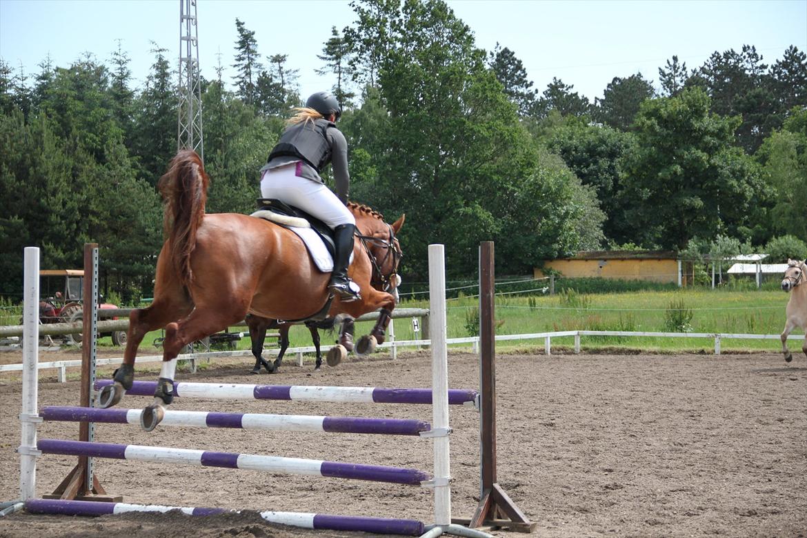 Indrino og jeg i Kongsvad Rideklub Thorsager :) billede 59