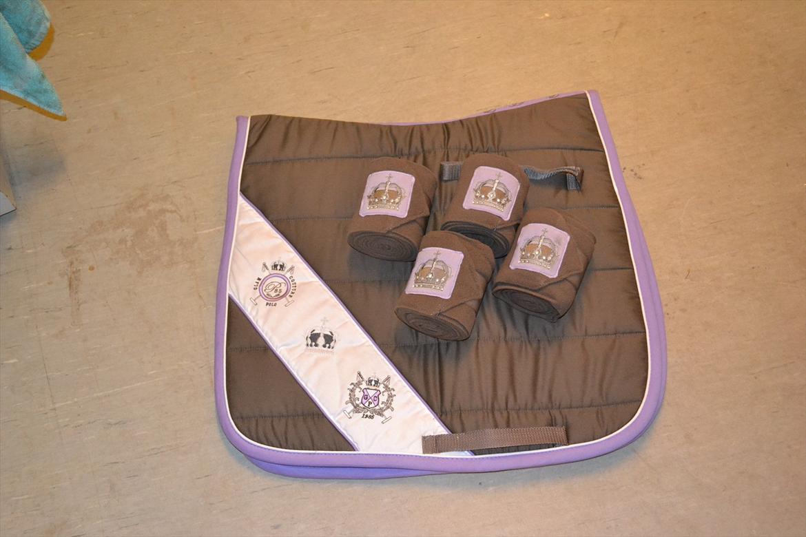 Mit udstyr :) - Mit HV polo sæt med bandager :) billede 2