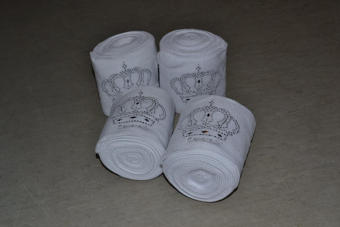 Mit udstyr :) - Mine fleece bandager billede 7