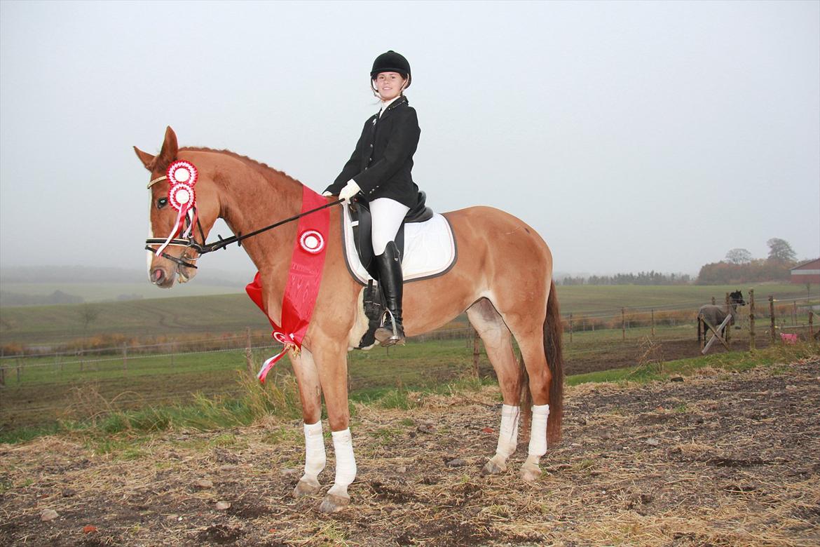 Marikka, Bettina og Lykke til Gjern Cup 2011 :D billede 24