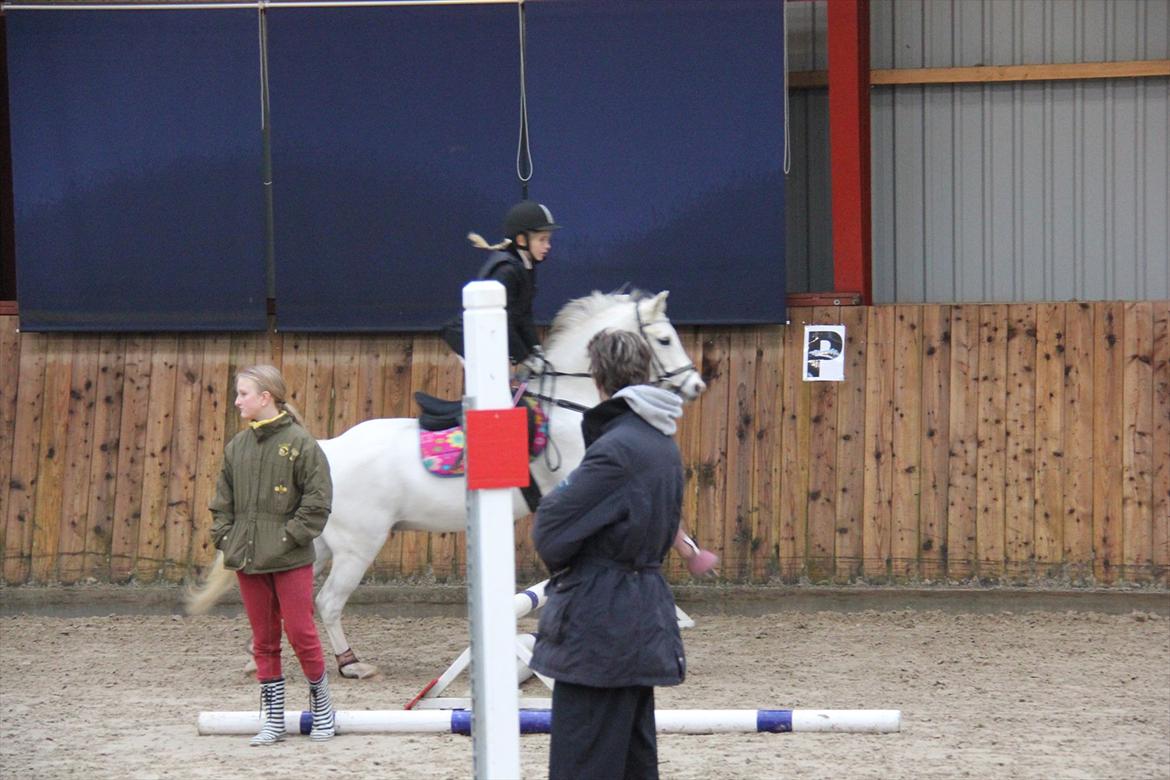 Marikka, Bettina og Lykke til Gjern Cup 2011 :D billede 37