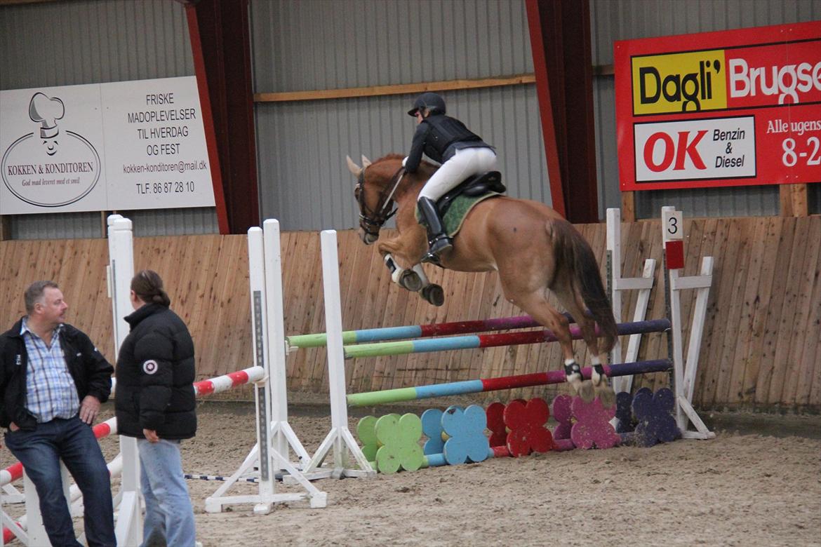 Marikka, Bettina og Lykke til Gjern Cup 2011 :D billede 53