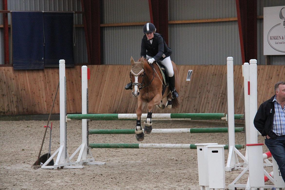 Marikka, Bettina og Lykke til Gjern Cup 2011 :D billede 57