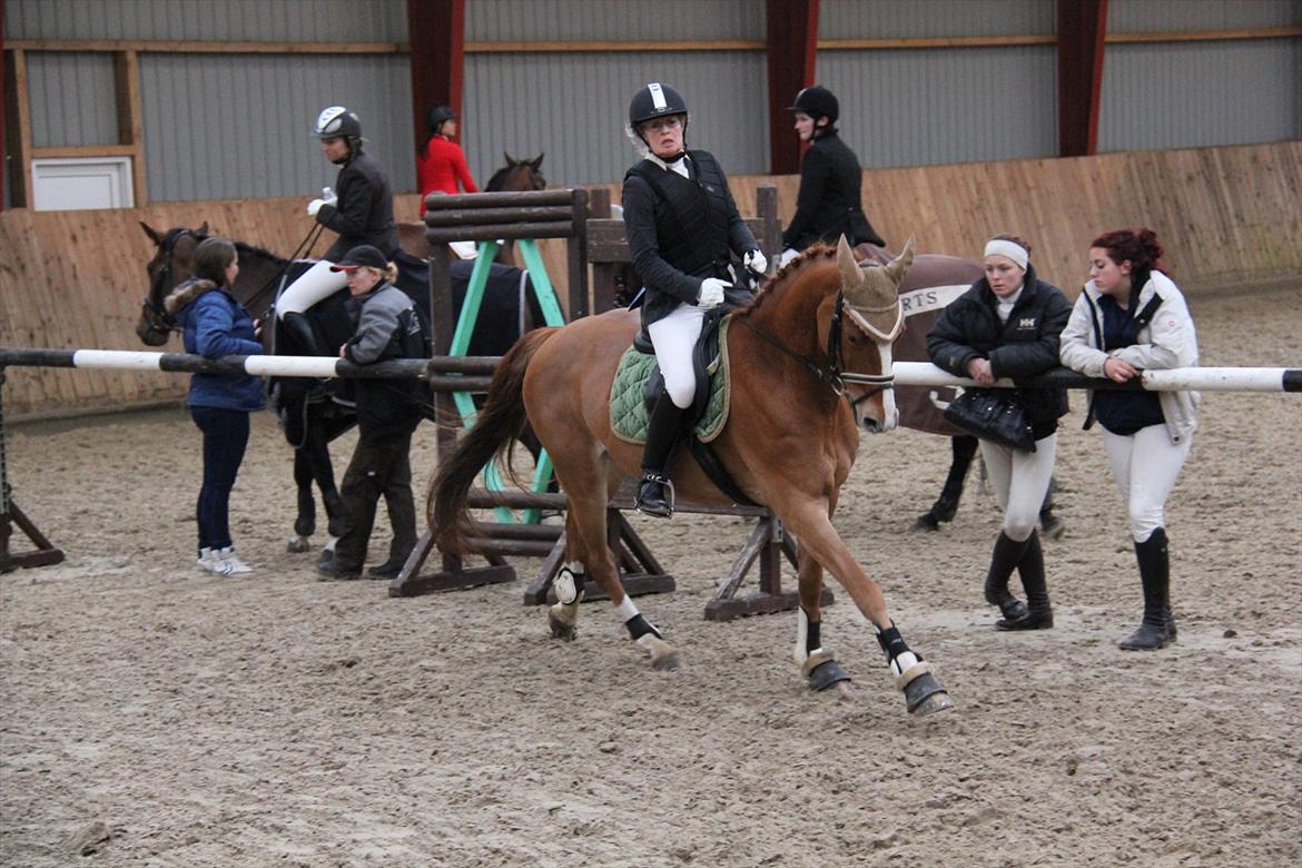 Marikka, Bettina og Lykke til Gjern Cup 2011 :D billede 62