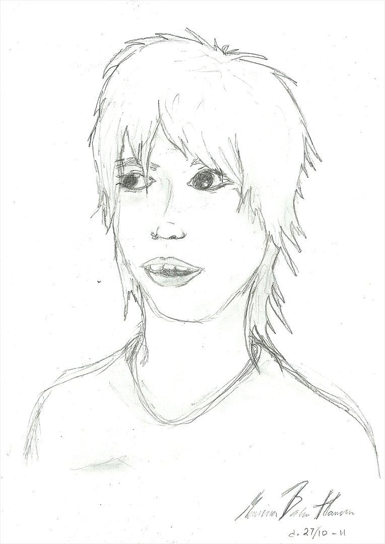 Tegninger :D   - Meget fin tegning af blond dreng :P Er blevet godt til når de har åben mund xD :P 
Tegnet torsdag d. 27. oktober 2011 billede 108