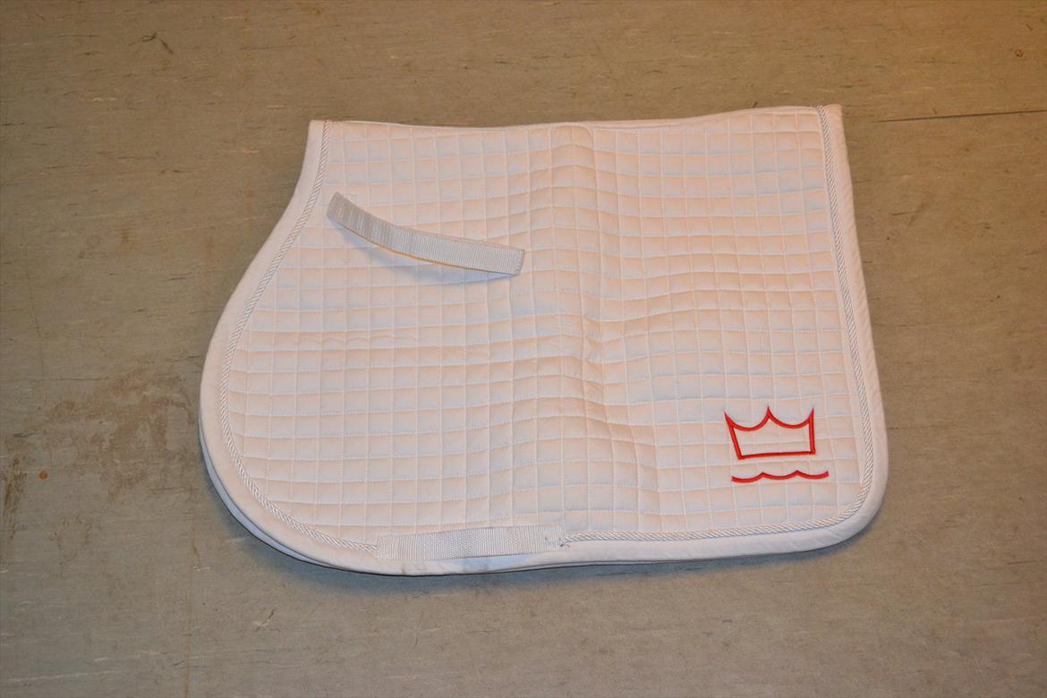 Mit udstyr :) - Hvidt kombi underlag med DV broderi billede 64