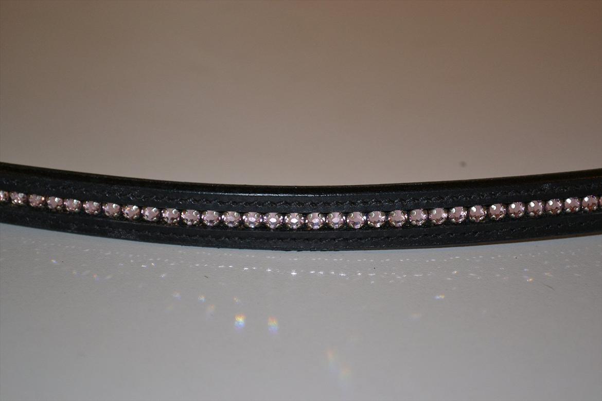 Mit udstyr :) - Pandebånd med lyserøde swarowski sten billede 93