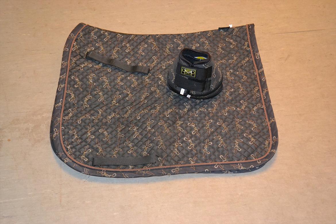 Mit udstyr :) - HKM underlag med matchende klokker billede 107