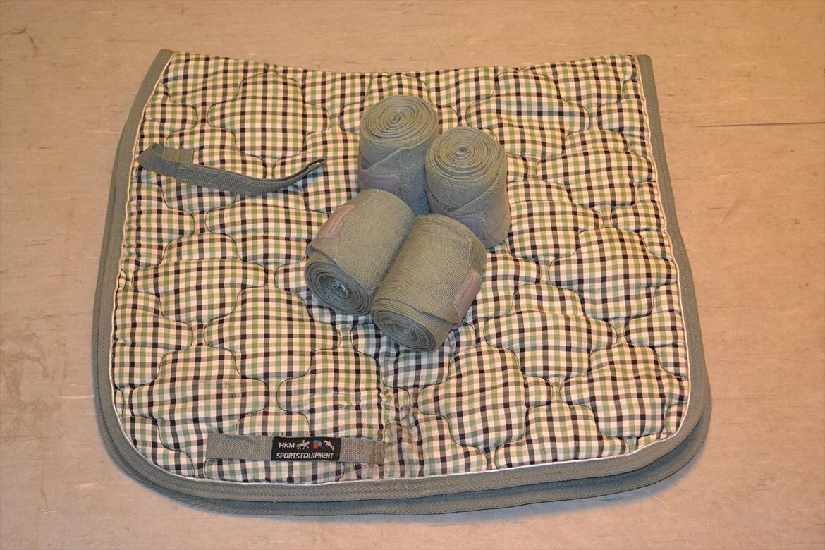 Mit udstyr :) - Grøn ternet underlag med matchende bandager billede 122