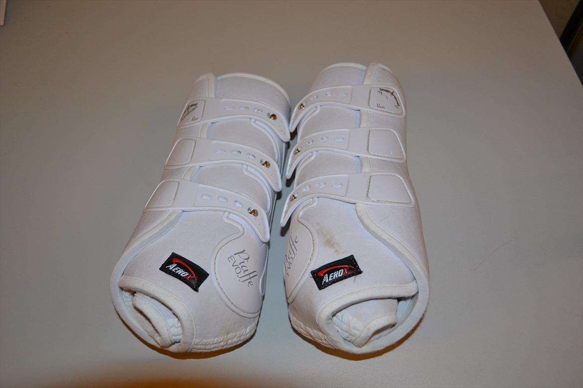 Mit udstyr :) - Mine elskede hvide veredus piaffe evo gamacher billede 123