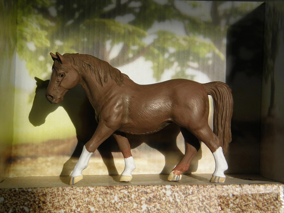 Mine Schleich Dyr - Modelmalet. Navn: Natalia Race: Dansk Varmblod Køn: Hoppe Alder: 13 år billede 130