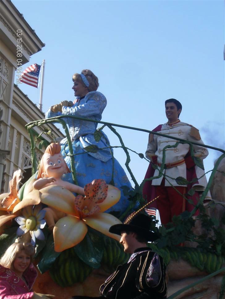 Billeder af mig og nogle af mine venner i Paris :D billede 77