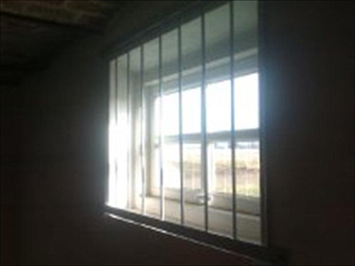 Gitter til vinduer i stalden. billede 5