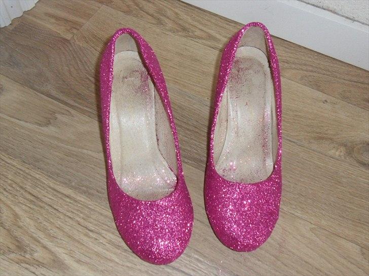 MINE 'HOMEMADE' GLIMMER SKO! <3 - Jeg er så tilfredse med dem! FANTASTISK er ordet! <3 billede 7