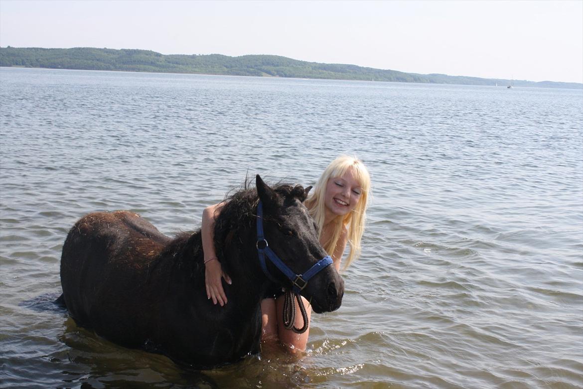 DET er sommer hygge - badning ved stranden med hoody!  billede 32