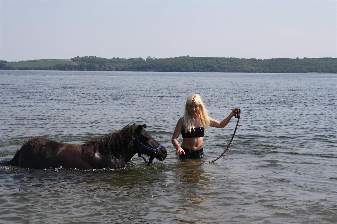 DET er sommer hygge - badning ved stranden med hoody!  billede 34