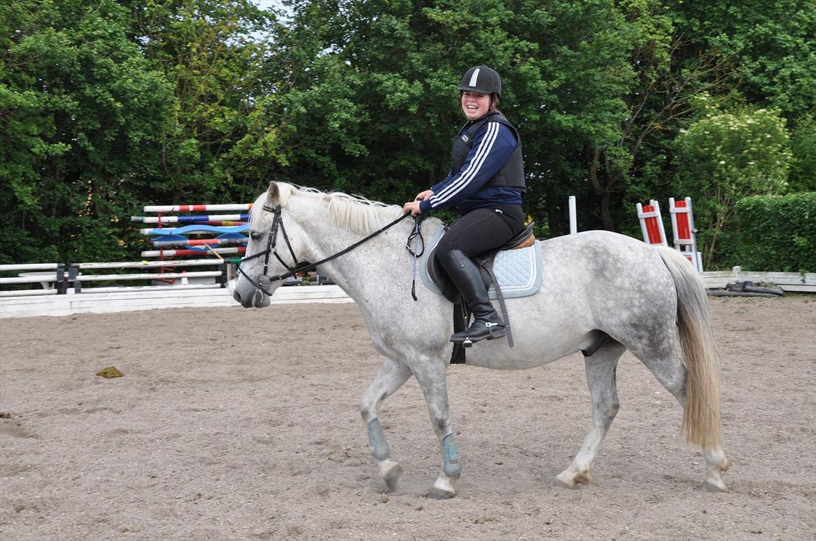 Spring med sarah og Garfield, Rikke og Sandie billede 2
