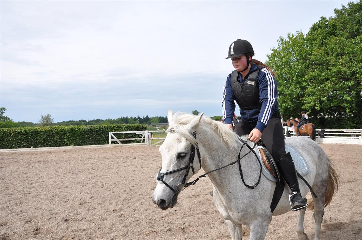 Spring med sarah og Garfield, Rikke og Sandie billede 41