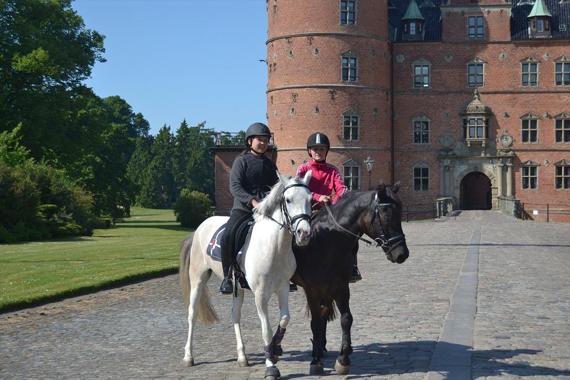 På tur til Valø Slot!;-) billede 3