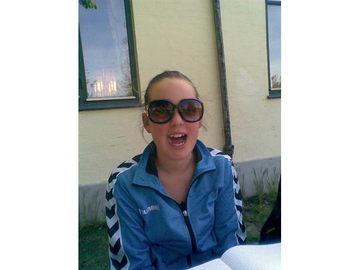 {{currentPhoto.altText}} billede {{currentPhoto.number}}