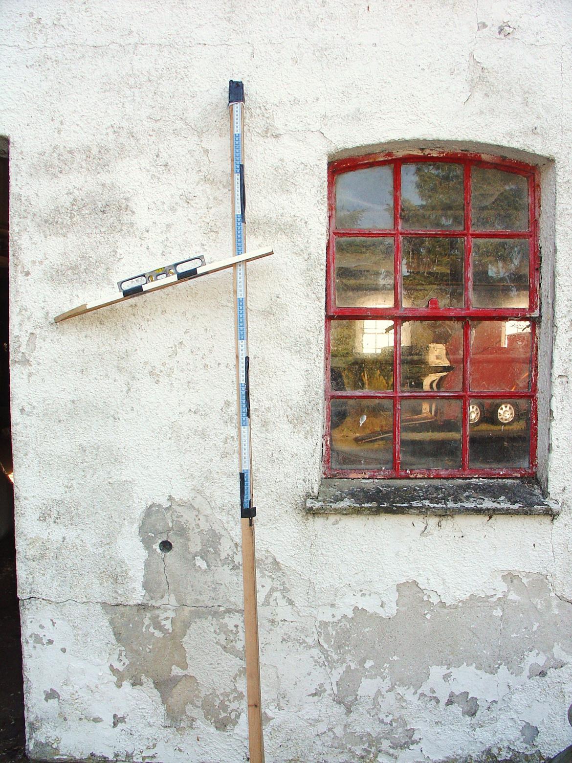  hjemmelavet lammeunderlag, stangmåler, flecetæppe, regndækken, rebgrime, mm.  - hestemålepind... måler pt heste fra en meter og op. billede 16