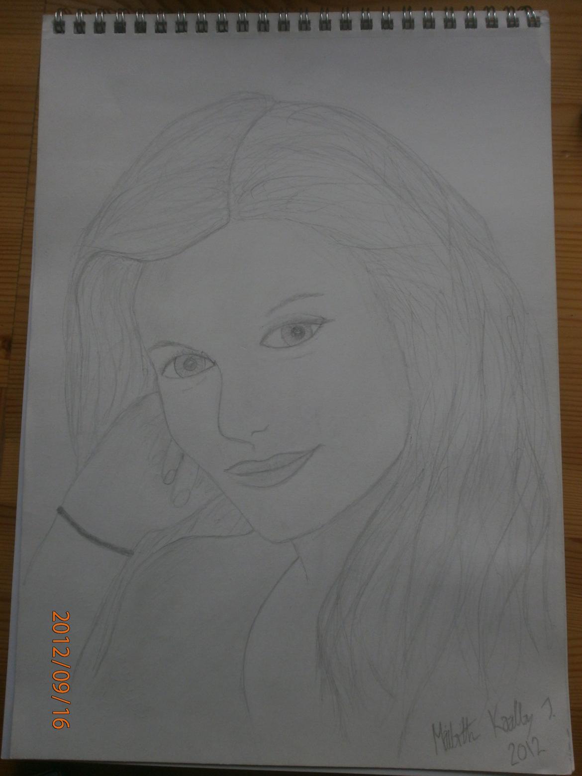 Nogle af mine tegninger :) - Min rumbo fra efterskole :) Første rigtige mennesketegning jeg lavede. billede 19