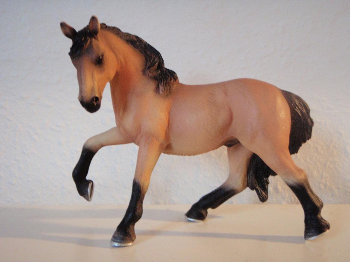 Mine schleich heste+ting ;) - Navn : Spirit - Køn : Hingst - Alder : 5 billede 5