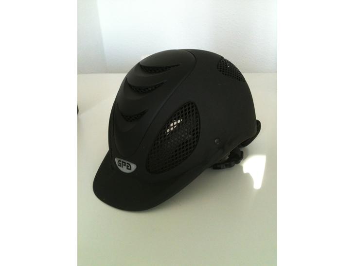 {{currentPhoto.altText}} billede {{currentPhoto.number}}