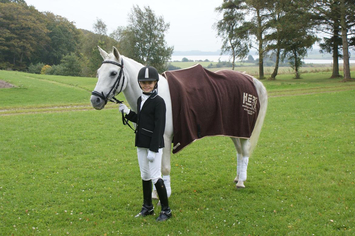 Stævne Frederiksværk Rideklub billede 8