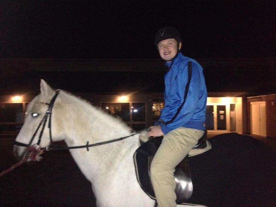 Sasja - forskellige billeder - Sasja som trækpony på skolen i december.. Lucas og Sasja :) billede 18