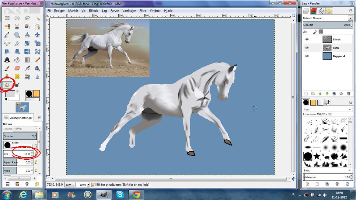 Tegn din hest på PC! - Tvær nu dette ud med udtværingsværktøjet (markeret øverst til venstre med en rød ring). Du skal ikke bruge en for stor pensel, men heller ikke for lille (markeret nederst til venstre med en rød ring). Jeg har valgt 15, men den var måske lidt for stor i dette tilfælde... billede 9
