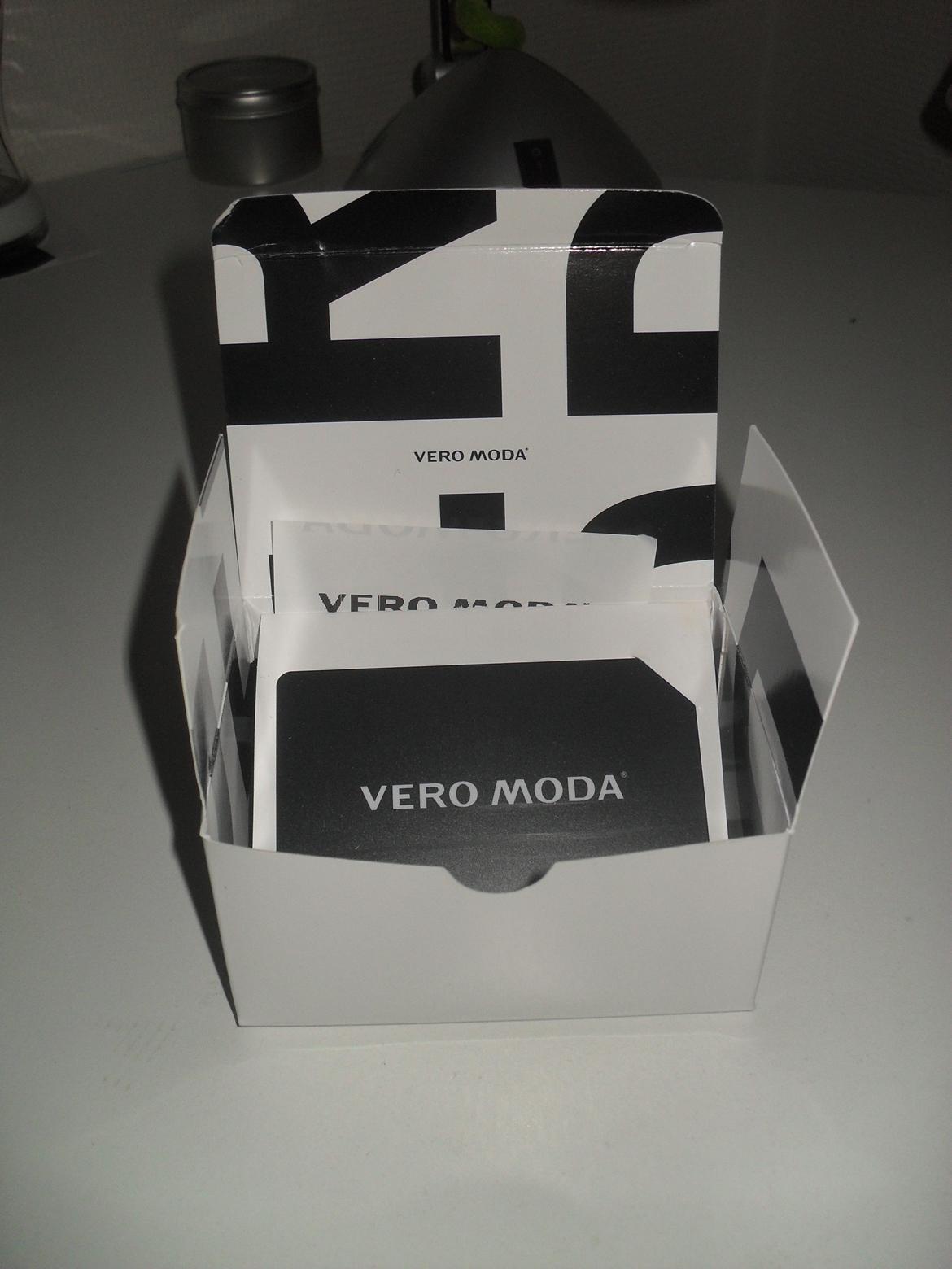 Mine julegaver 2012!  - gavekort til vero moda fra tante og onkel ;) billede 13