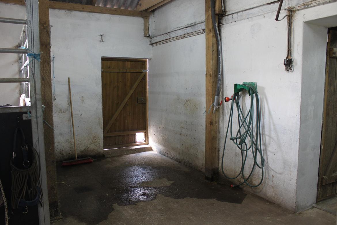 Mit dejlige hjem - Stald Midtkobbel - Vaskeplads billede 4