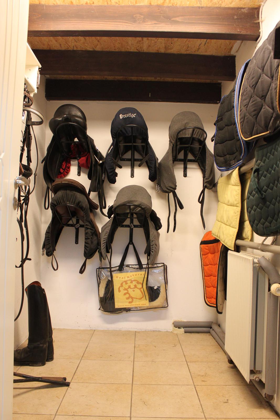 Mit dejlige hjem - Stald Midtkobbel - Opvarmet sadelrum billede 5