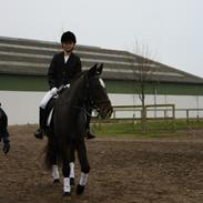 Fleur og Emma til stævne