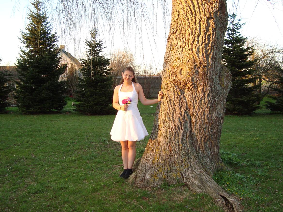 konfirmation d. 28/4-13<3<3 - aller sidste billede af dagen:* <3 billede 41