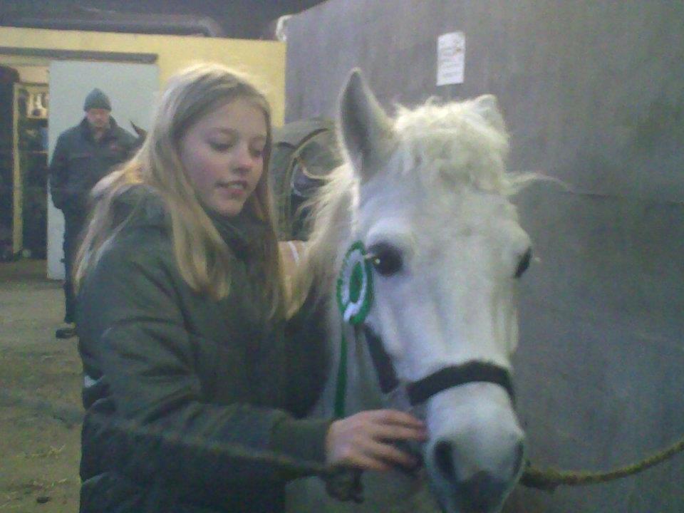 Holsted Rideskole!!! <3 - Gismo og jeg billede 45
