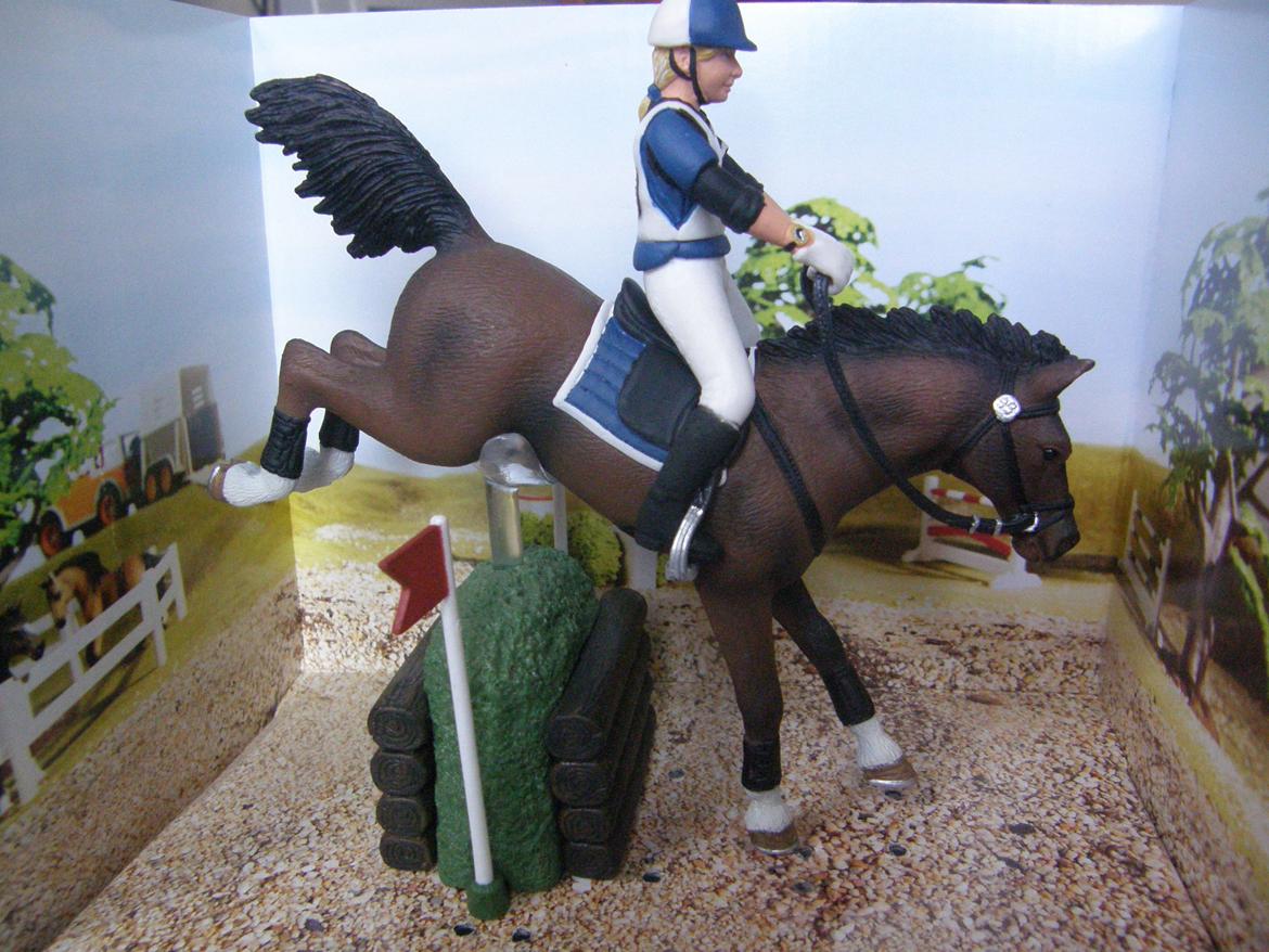 Mine Schleich Dyr - Amy på Dakota. Race: Saddelbred. Køn: Hoppe. Alder: 12 år billede 161