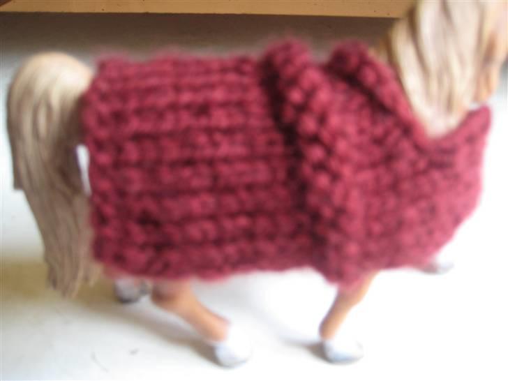 Mit Schleich udstyr - Bordeaux farvet dækken
Strkket billede 3