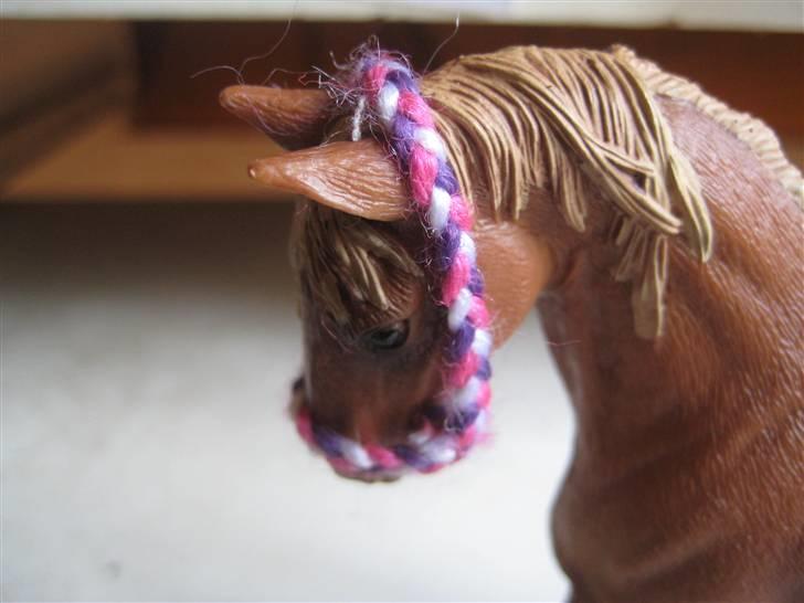 Mit Schleich udstyr - Grime
Lilla, hvid og pink
Flettet billede 20