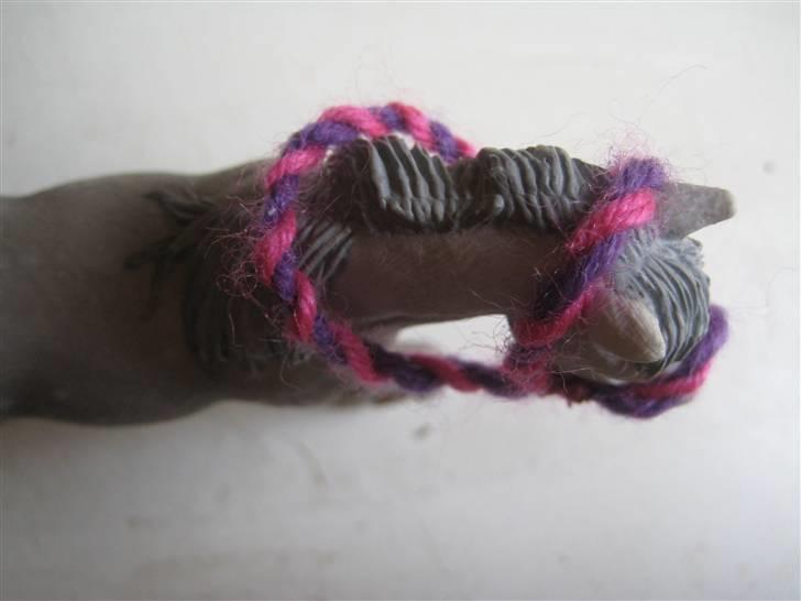 Mit Schleich udstyr - Pony trense
Snoet
Pink og lilla billede 29