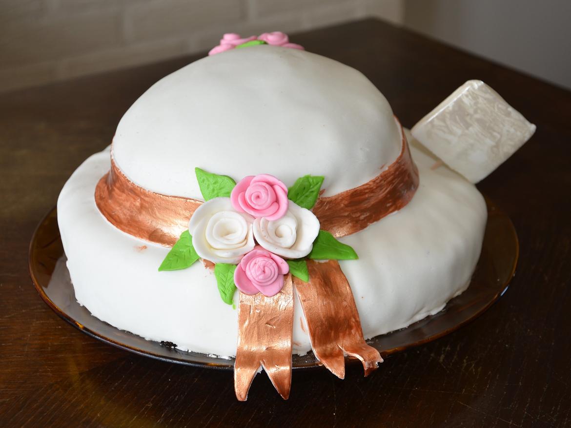 Kager - "Hat" - min svigermors 90 års fødselsdagskage (set bagfra) billede 20